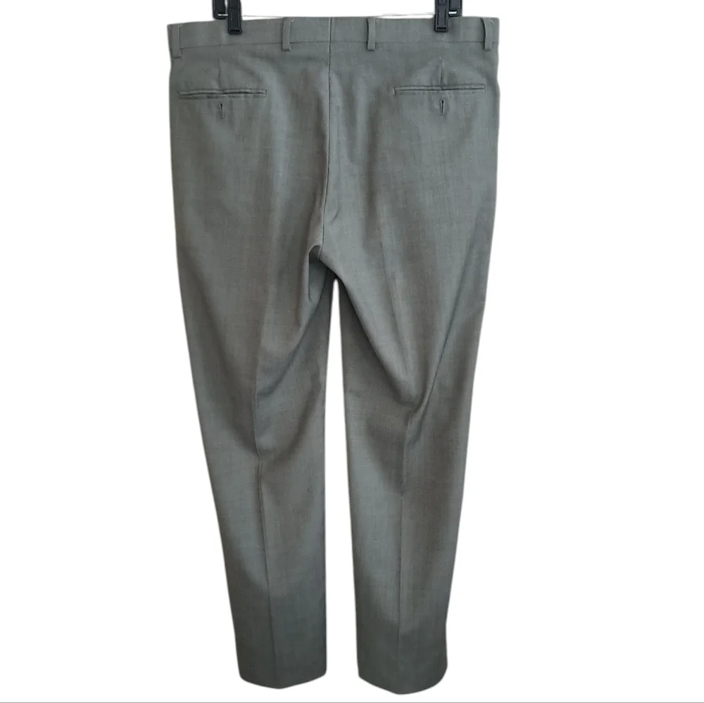 Men's Gray Jos.A.Bank Slim Fit Traveler Trousers Size 36